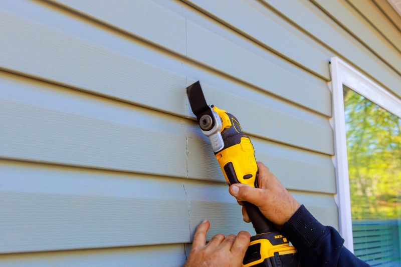 Skilled Vinyl Siding Technician